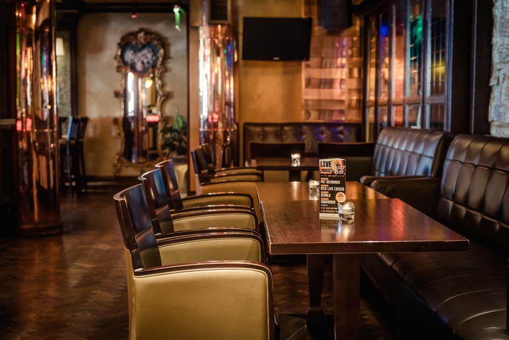 Carnegie Court Hotel Swords Esterno foto