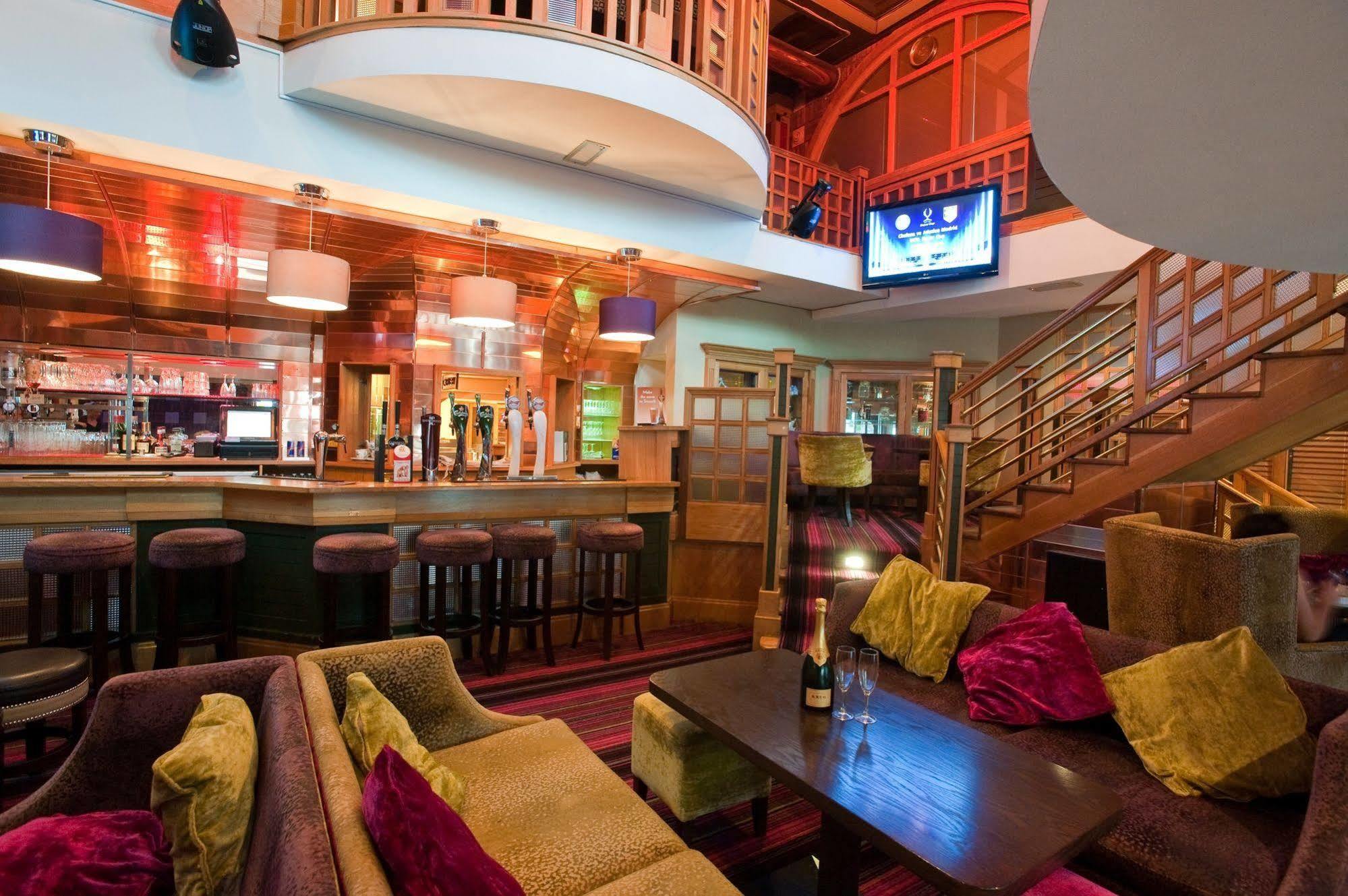 Carnegie Court Hotel Swords Esterno foto